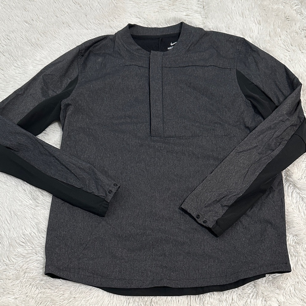 🎒 Nike Golf Sheild Half Zip Jacket